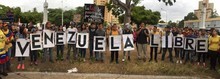 Jóvenes inauguran la “plaza de la resistencia” en el Zulia