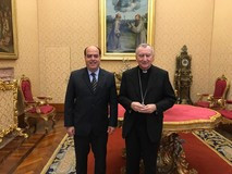 Borges y el Cardenal Parolin conversaron en El Vaticano sobr...