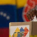Figuras de diversos ámbitos políticos, ideológicos y de la s...