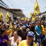 Capriles desde Barlovento: “Maduro tiene al Pueblo pasando r...