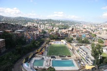Ocariz entregó a Petare Gran Complejo Deportivo y sus primer...