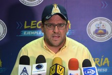 Marcano: Si el Ejecutivo no transfiere los recursos el aumen...