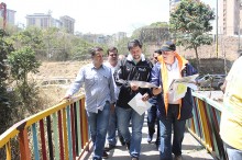 Carlos Ocariz da inicio a plan de limpieza de quebradas