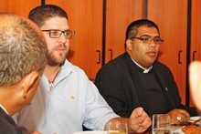 Alcalde Marcano exhorta a feligreses de Lechería a renovar s...