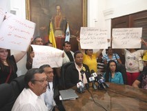 Ramírez: “Lo que pasa por las tuberías de agua en Santa Rita...