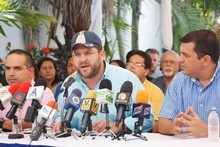 Gustavo Marcano: Una cosa es la protesta pacífica y otra muy...