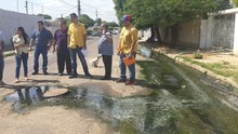 Romer Rubio: 12 botes de aguas negras acorralan a vecinos de...