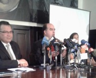 Julio Borges: Maduro se niega a firmar la Ley de Cestaticket...