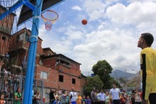 Ocariz: Donde hay un espacio deportivo disminuye la delincue...