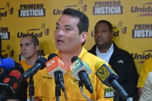 Tomás Guanipa calificó de insólita la tesis de fraude de Jor...