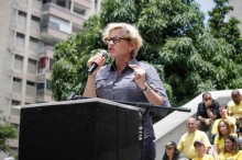 Adriana D´Elia: "No hay derecho de que 70% de los venez...