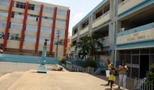 Al menos 7.500 alumnos están sin clases por demora en obras