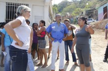 Vecinos de Guarenas plantearon a Adriana D´Elia problemática...