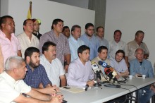 Alcaldes de oposición exigen recálculo del situado ante macr...