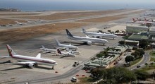 De 124 aviones que consta el parque aéreo nacional 61 están ...