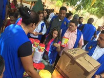 Diputados acompañan entrega de ayuda humanitaria en el estad...