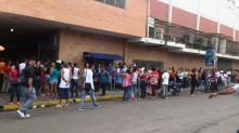 Betsy Bustos: “La receta de Maduro es más desabastecimiento,...