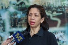 Betsy Bustos: Los venezolanos estamos muriendo de mengua y e...
