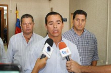 Concejales de Lechería llaman a votar y a no caer en provoca...