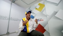 Capriles dice que legislativas pueden evitar “explosión soci...
