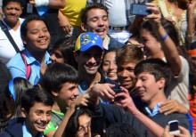 Capriles: Si unimos la escuela y la casa, cambiaremos la rea...