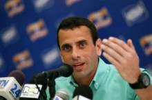 Capriles: Argumento de ministros de Economía es vergonzoso