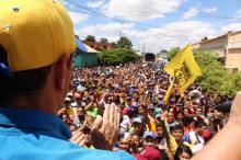 Capriles pidió a tigrenses 25 mil firmas para referendo