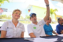 Capriles: "Hubo otra masacre en una cárcel ¿Qué más tie...