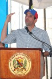 Capriles: Venezuela necesita "más trabajo, más producci...