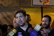 Carlos Ocariz: Alcaldía de Sucre recuperará 150 espacios dep...