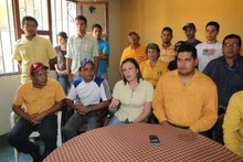 Carmen Sosa: Rechazamos incremento salarial para los militar...