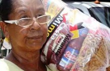 Familias de San José de Barlovento reciben ayuda alimentaria...