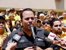 Primero Justicia juramenta 300 Comandos de Defensa del Puebl...
