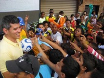 David Uzcátegui: “Promovemos el deporte en barrios de Baruta...