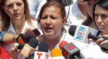 Dinorah Figuera exige la libertad del doctor Müller y trabaj...