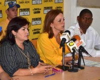 Elaisa Ferris: Exigimos la destitución inmediata del Embajad...