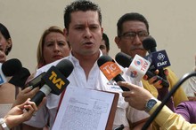 Elías Bermúdez iintrodujo denuncia contra Isea ante Contralo...