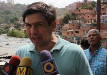 Ocariz: “Seguimos apoyando a nuestros vecinos, entregando re...