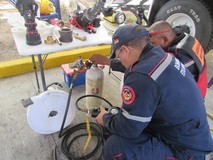 Bomberos de Miranda no encuentran equipos para atender emerg...