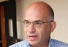 Diputado España descarta idea de la Constituyente