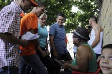 Adriana D´Elia: "Atacando a nuestros hermanos colombian...