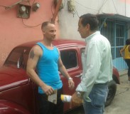 José Guerra: Mientras el pueblo hace colas el gobierno acapa...