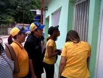 Primero Justicia Girardot realizó #casaxcasa en el sector Sa...