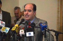 Julio Borges exige al Gobierno asumir la magnitud de la cris...