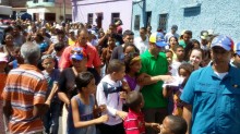 Capriles: “Si votamos masivamente el 6D no habrá campaña suc...