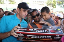 Capriles entregó 2 mil 500 juguetes en Guarenas