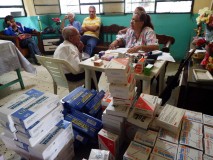 Escasez de medicamentos afecta fuertemente a adultos mayores