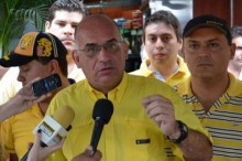 José Antonio España: El gobierno le tiene terror a las parla...