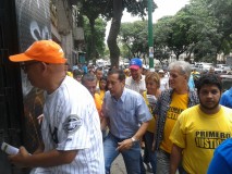 José Guerra planteó otorgar títulos de propiedad a los adjud...