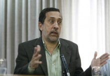 José Guerra: La Sala Constitucional del TSJ cree ser un Esta...